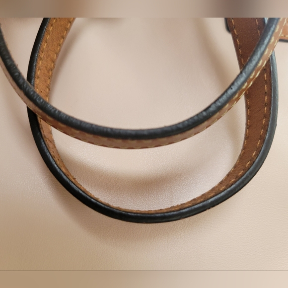 Dooney & Bourke Smooth Leather Pink Blush & Midnight Blue Tote Bag EUC - Picture 12 of 17